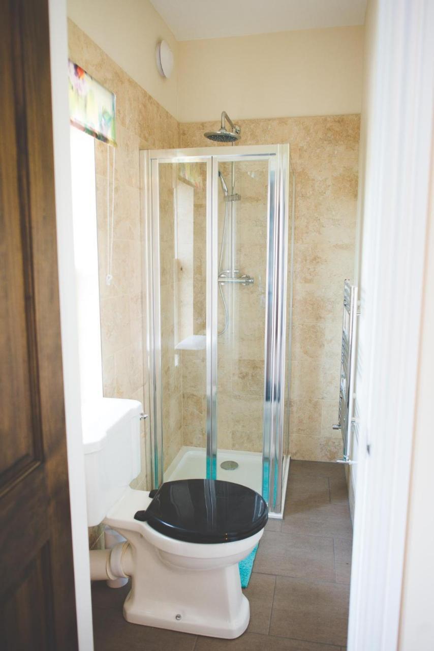 Glencoe Villa Guesthouse Featherstone Екстериор снимка